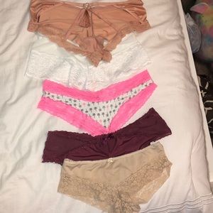 BUNDLE 💗 5 Cute panties for $6
